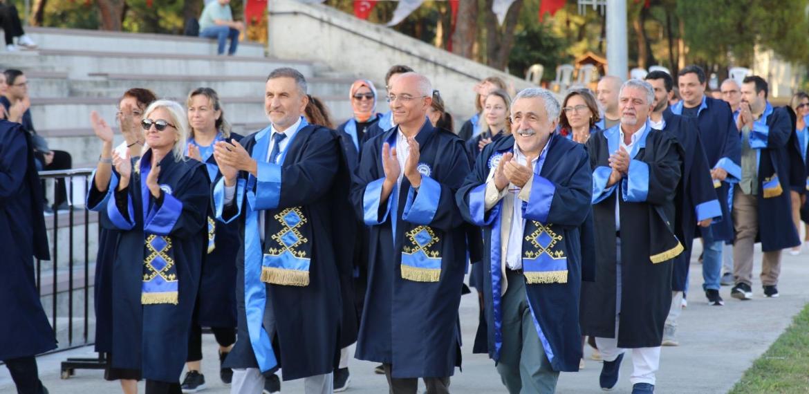 2025 Mezunlarımızı Uğurladık